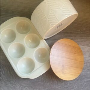 Ceramic Egg Holder and storage with Bamboo Lid